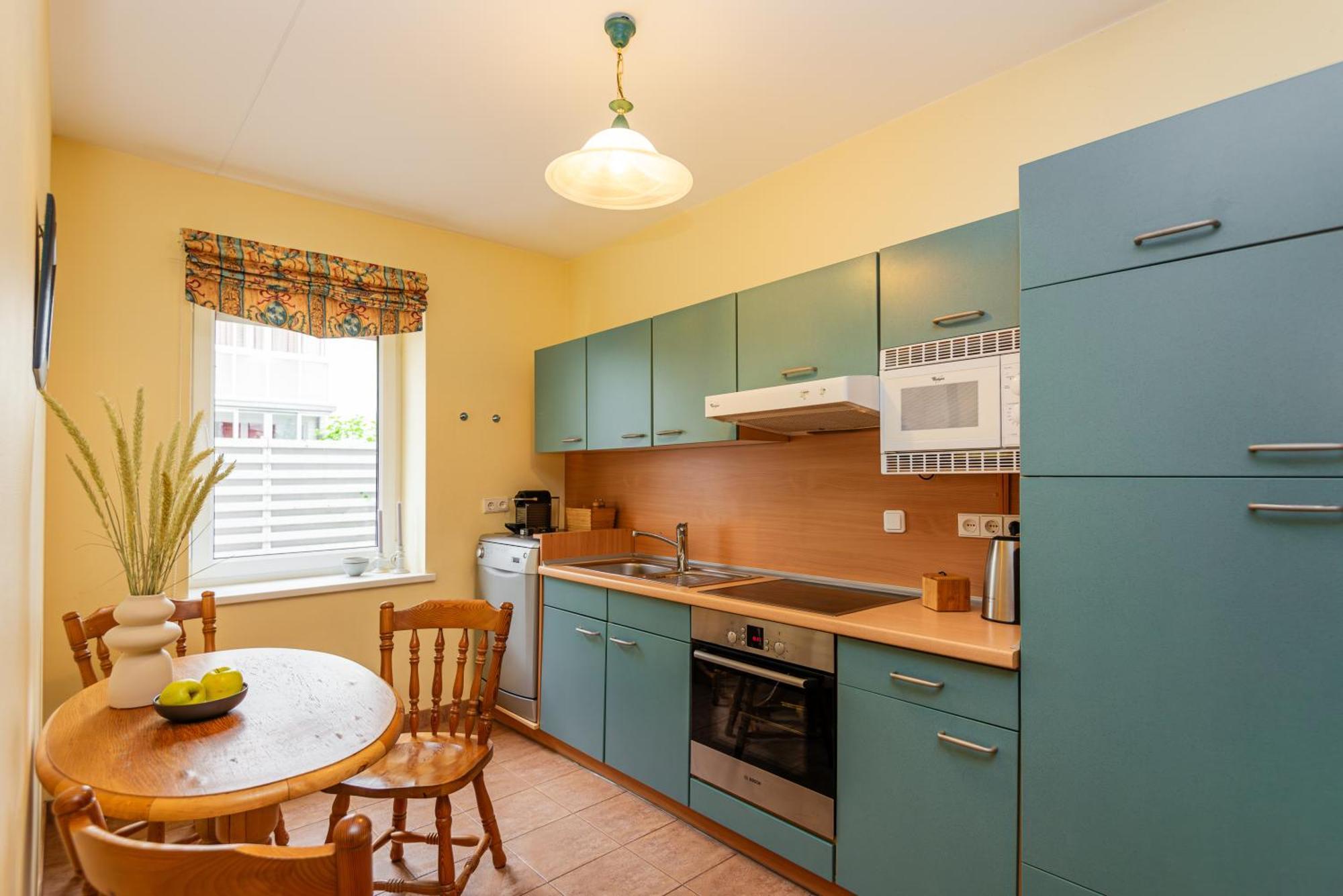 Family Inn Cottage With Terrace Palanga Exterior photo